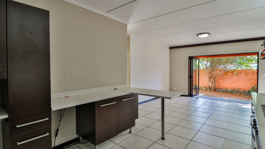 2 Bedroom Property for Sale in Douglasdale Gauteng