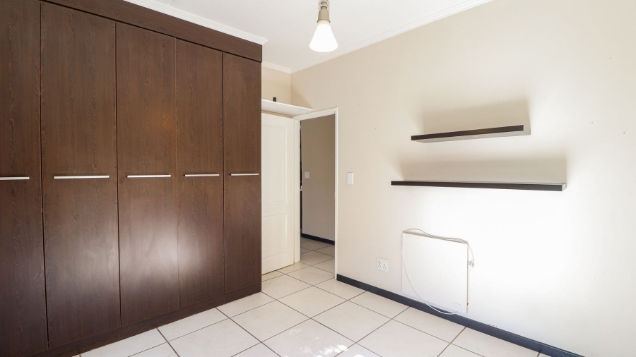 2 Bedroom Property for Sale in Douglasdale Gauteng