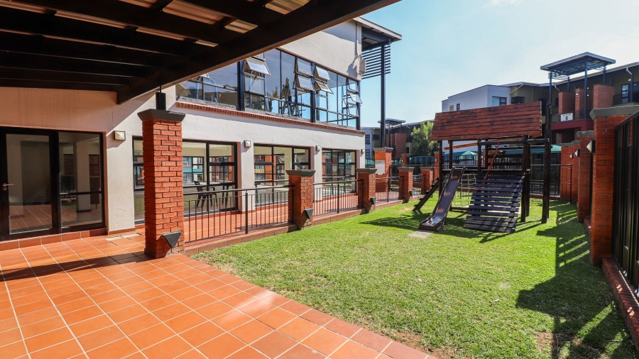 2 Bedroom Property for Sale in Douglasdale Gauteng