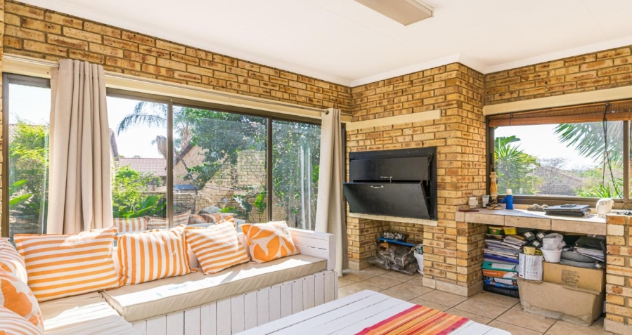 3 Bedroom Property for Sale in Ruimsig Gauteng