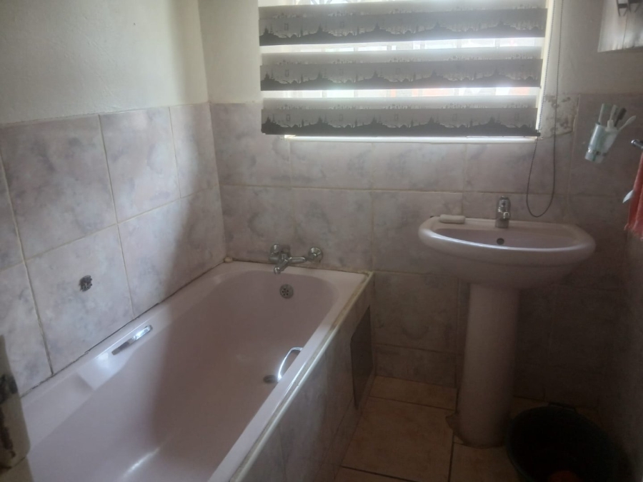 3 Bedroom Property for Sale in Toekomsrus Gauteng