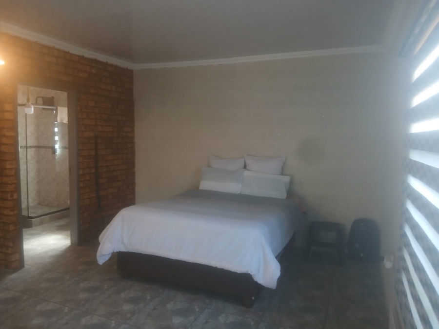 3 Bedroom Property for Sale in Toekomsrus Gauteng