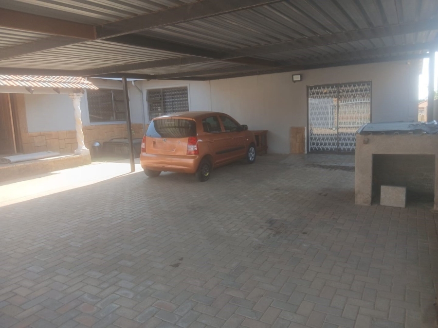 3 Bedroom Property for Sale in Toekomsrus Gauteng