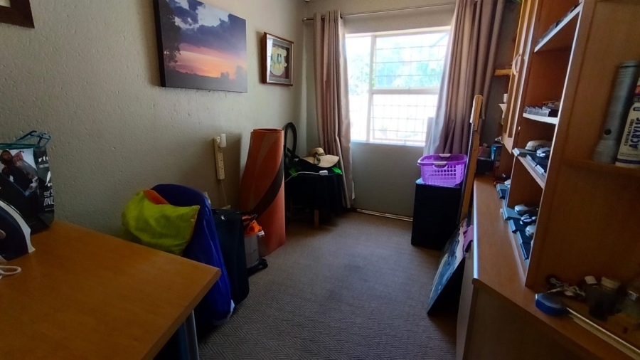 4 Bedroom Property for Sale in Rangeview Gauteng