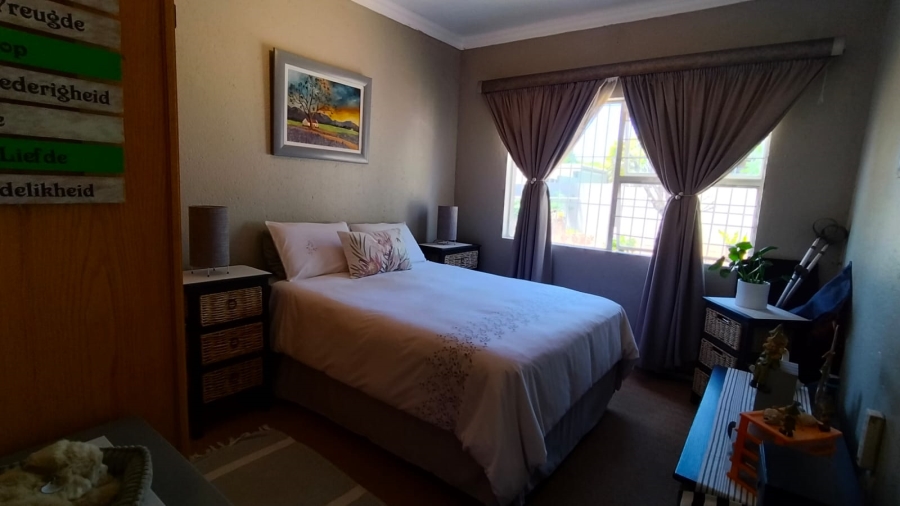 4 Bedroom Property for Sale in Rangeview Gauteng