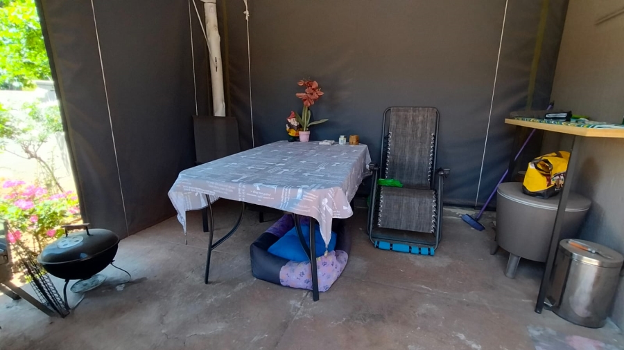 4 Bedroom Property for Sale in Rangeview Gauteng