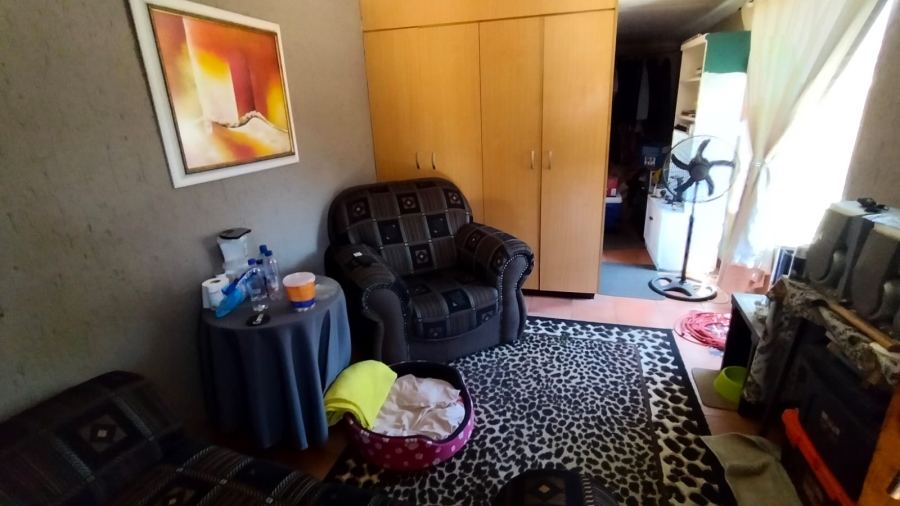 4 Bedroom Property for Sale in Rangeview Gauteng