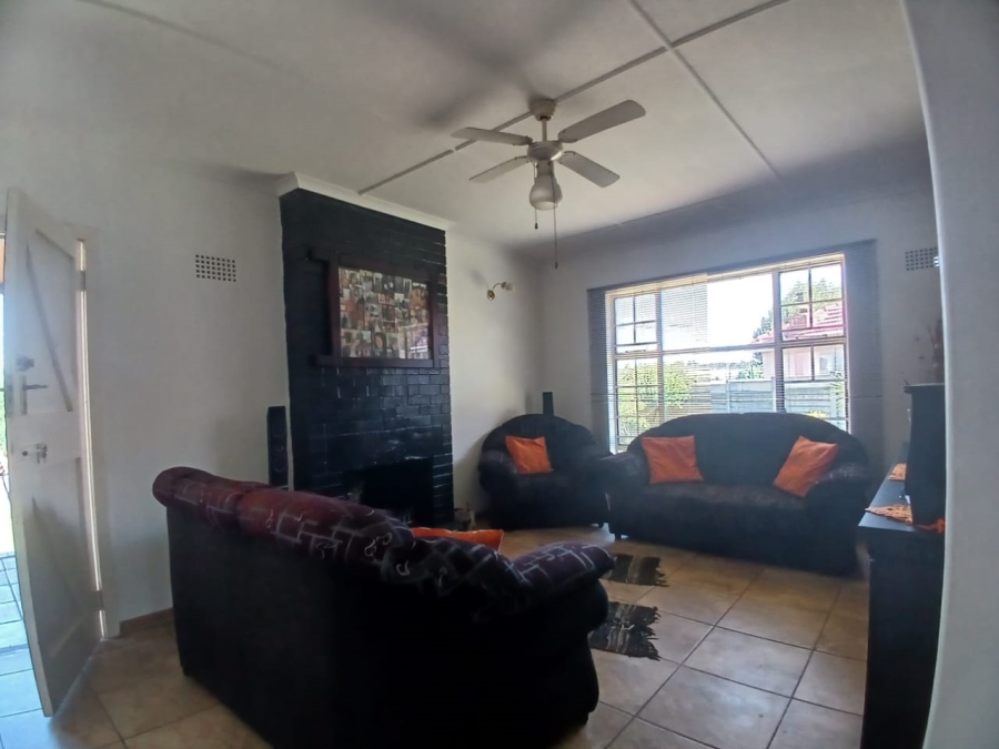4 Bedroom Property for Sale in Mindalore Gauteng