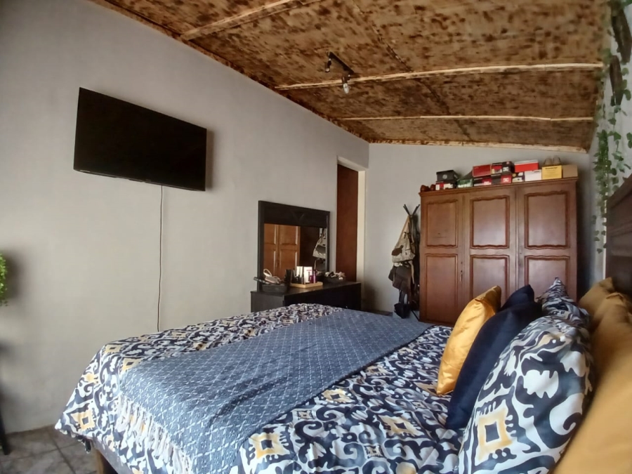 4 Bedroom Property for Sale in Mindalore Gauteng