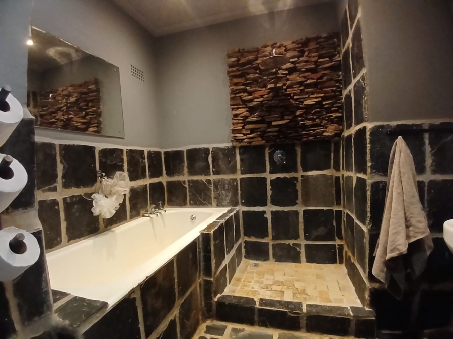 4 Bedroom Property for Sale in Mindalore Gauteng