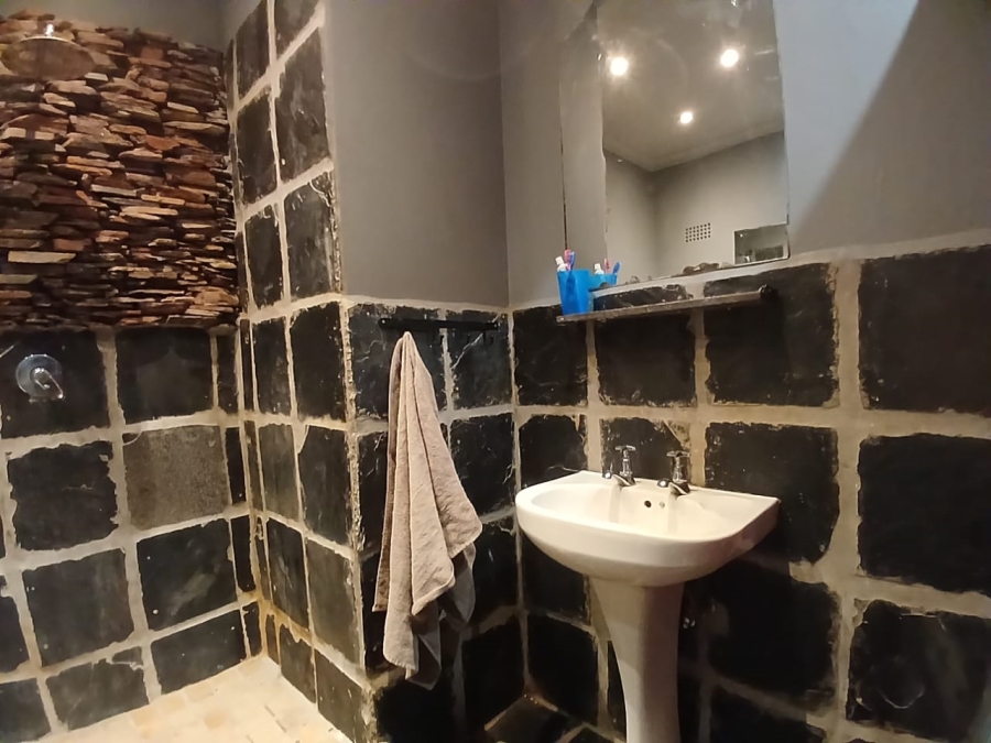 4 Bedroom Property for Sale in Mindalore Gauteng