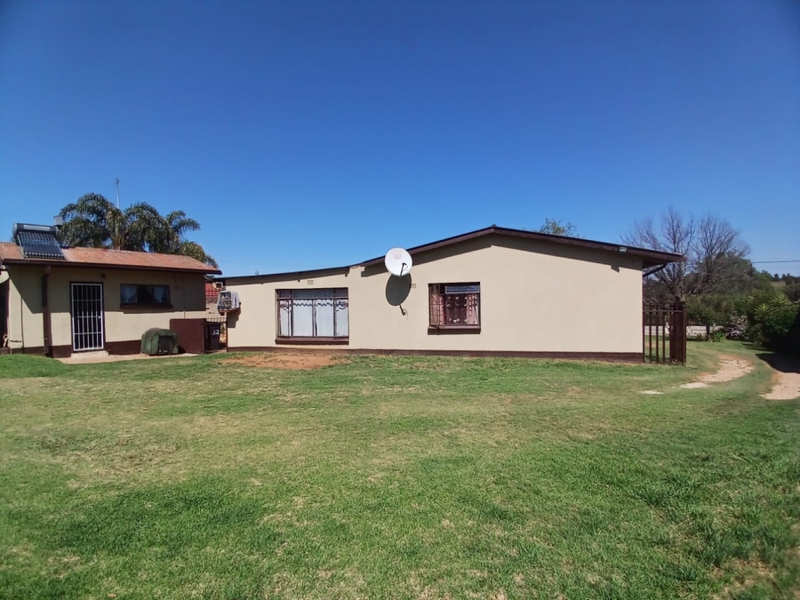 4 Bedroom Property for Sale in Mindalore Gauteng