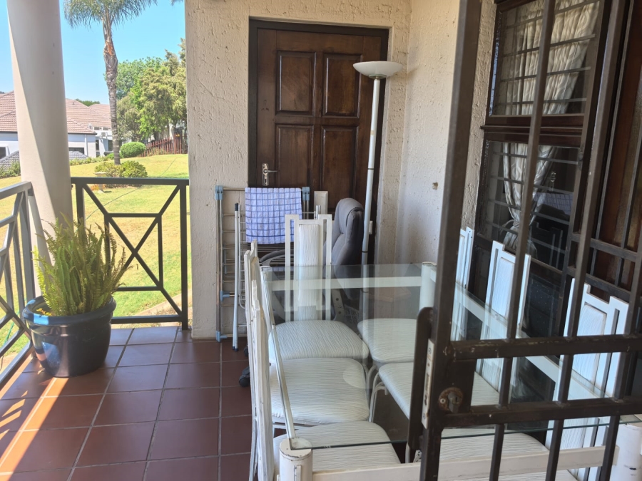 2 Bedroom Property for Sale in Constantia Kloof Gauteng