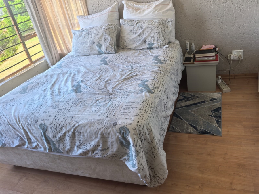 2 Bedroom Property for Sale in Constantia Kloof Gauteng