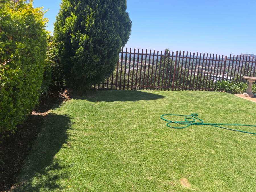 2 Bedroom Property for Sale in Constantia Kloof Gauteng