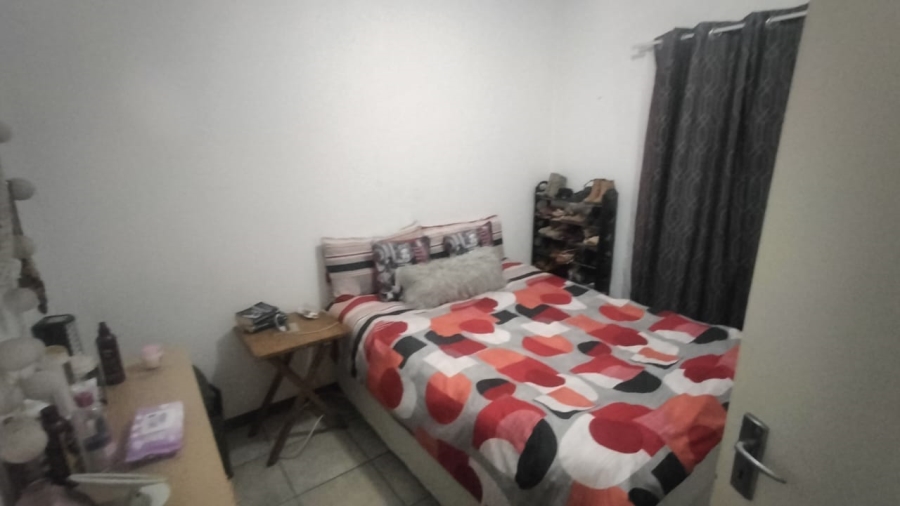 2 Bedroom Property for Sale in Aureus Gauteng