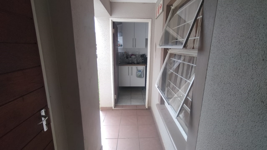 2 Bedroom Property for Sale in Aureus Gauteng