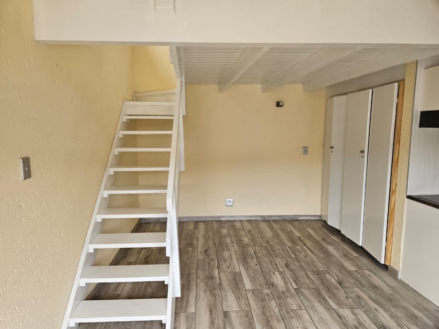 To Let 1 Bedroom Property for Rent in Northcliff Gauteng