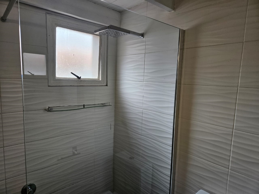 To Let 1 Bedroom Property for Rent in Northcliff Gauteng