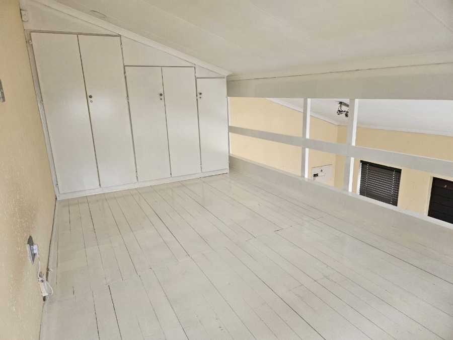 To Let 1 Bedroom Property for Rent in Northcliff Gauteng