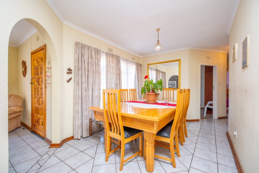 3 Bedroom Property for Sale in Rangeview Gauteng