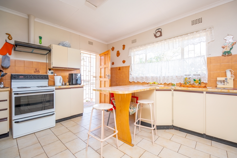 3 Bedroom Property for Sale in Rangeview Gauteng