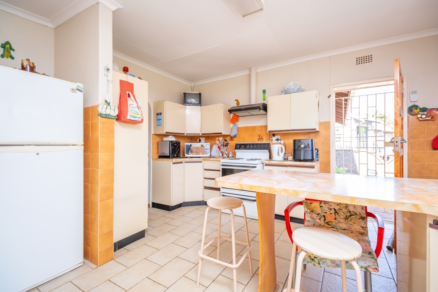 3 Bedroom Property for Sale in Rangeview Gauteng