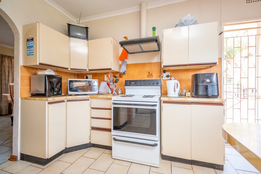 3 Bedroom Property for Sale in Rangeview Gauteng