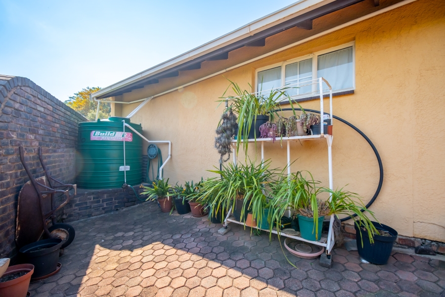 3 Bedroom Property for Sale in Rangeview Gauteng