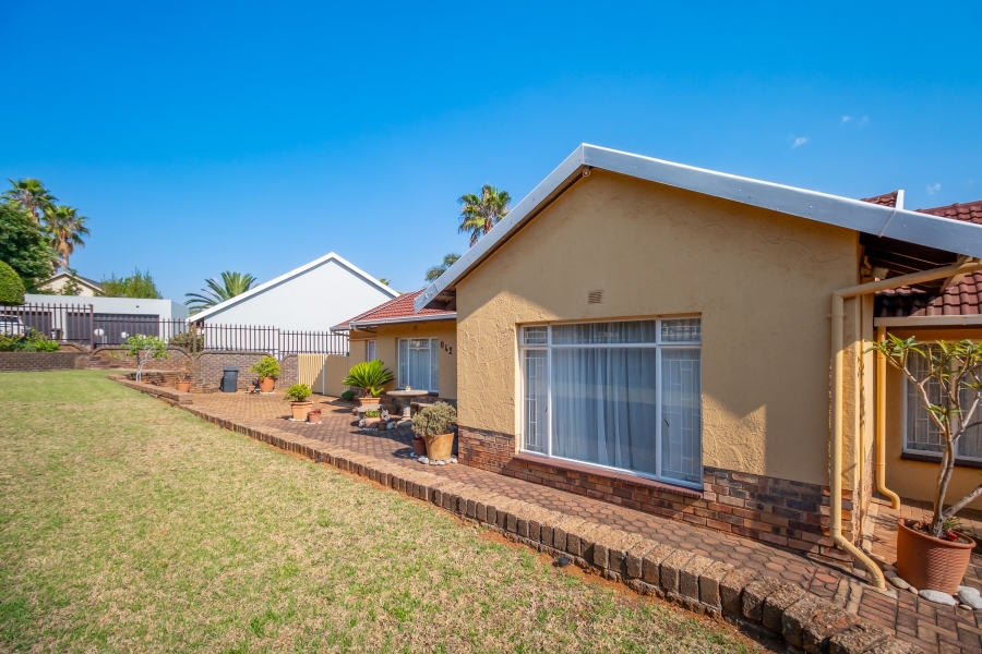 3 Bedroom Property for Sale in Rangeview Gauteng