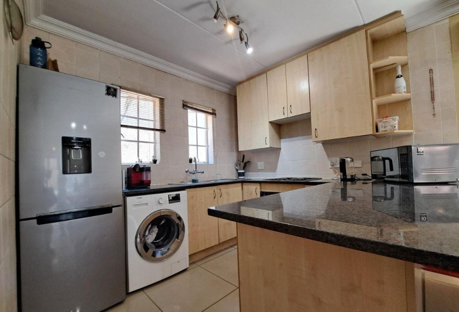 3 Bedroom Property for Sale in Willowbrook Gauteng