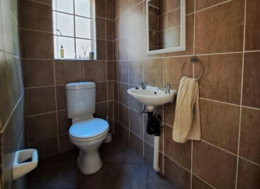 3 Bedroom Property for Sale in Willowbrook Gauteng