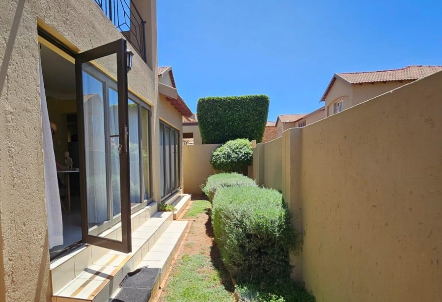 3 Bedroom Property for Sale in Willowbrook Gauteng
