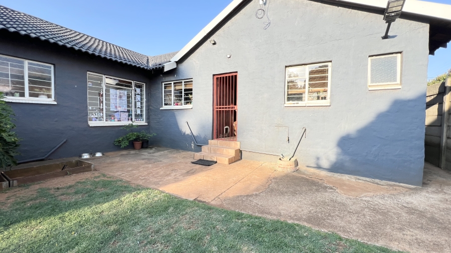 3 Bedroom Property for Sale in Randpoort Gauteng