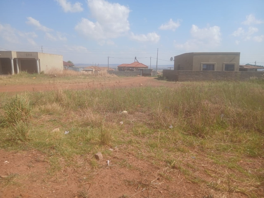 0 Bedroom Property for Sale in Mohlakeng Gauteng