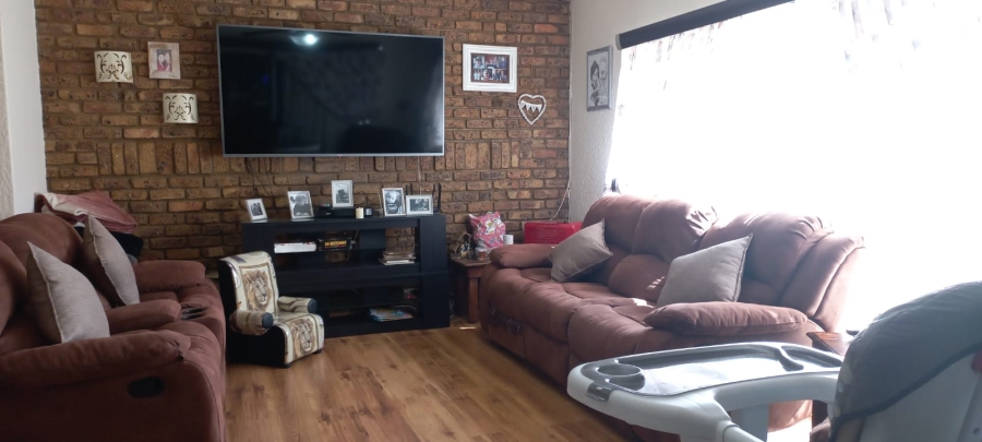 4 Bedroom Property for Sale in Culemborg Park Gauteng