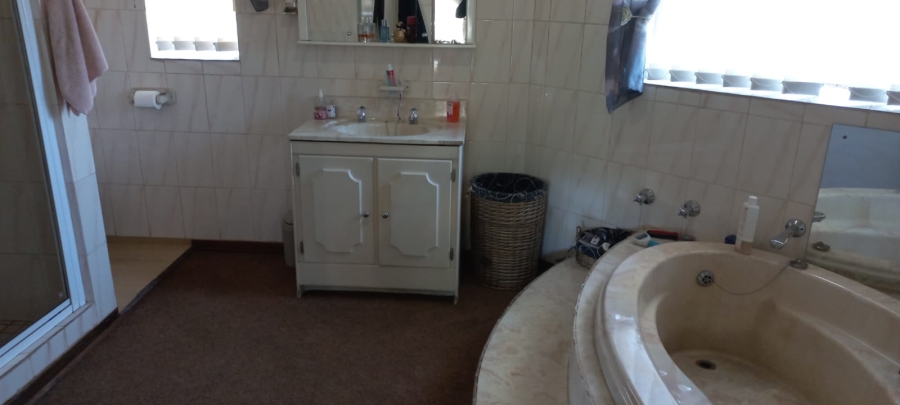 4 Bedroom Property for Sale in Culemborg Park Gauteng