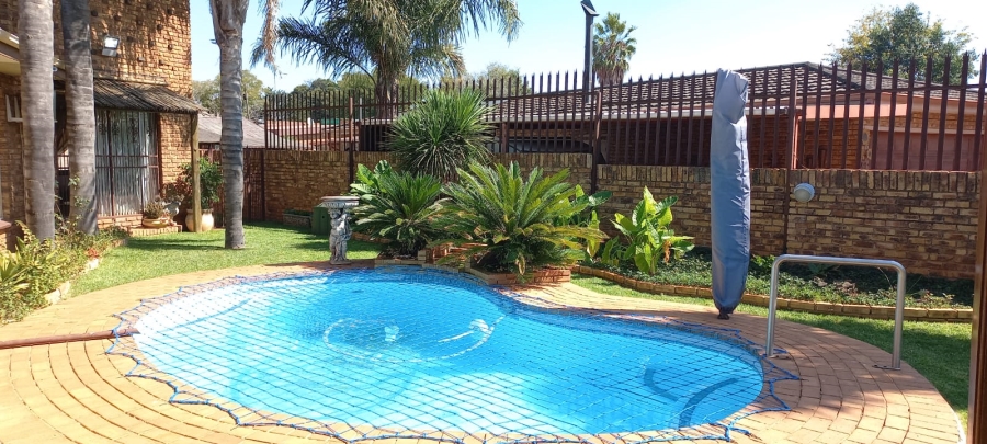 4 Bedroom Property for Sale in Culemborg Park Gauteng
