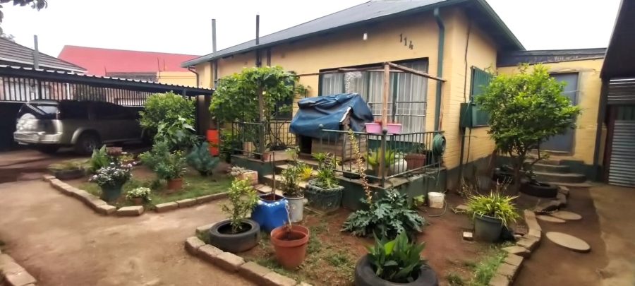 4 Bedroom Property for Sale in Homelake Gauteng