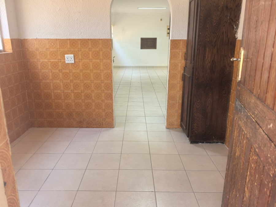 4 Bedroom Property for Sale in Wilro Park Gauteng