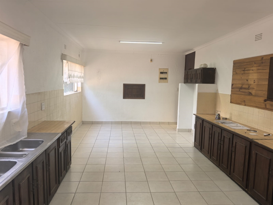 4 Bedroom Property for Sale in Wilro Park Gauteng