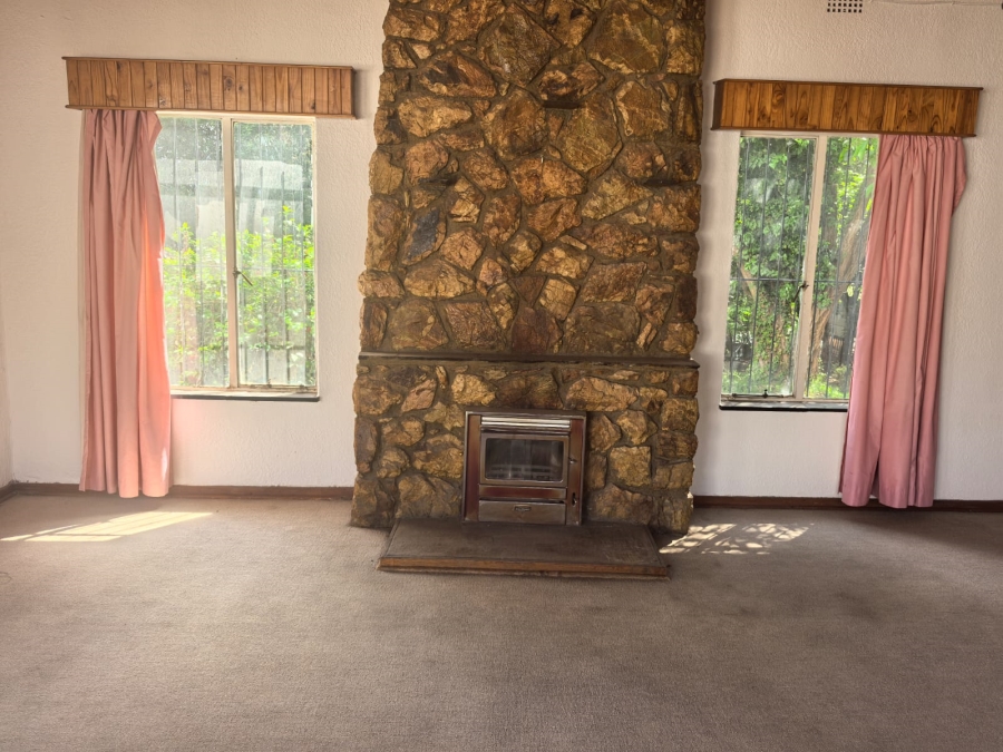 4 Bedroom Property for Sale in Wilro Park Gauteng