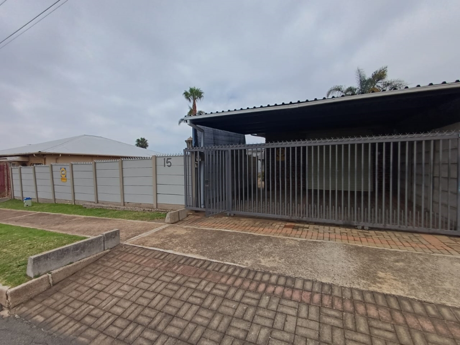 3 Bedroom Property for Sale in Krugersdorp West Gauteng