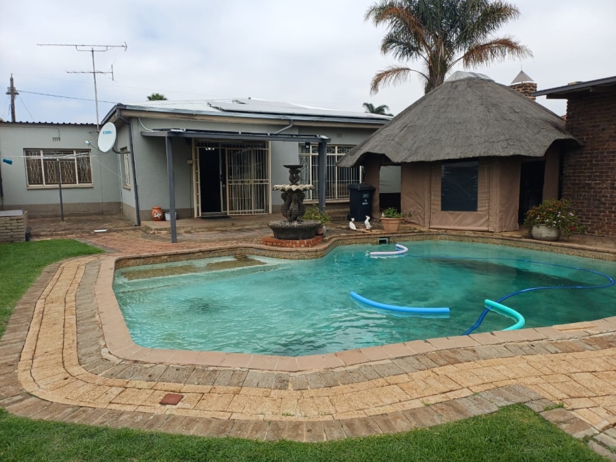 3 Bedroom Property for Sale in Krugersdorp West Gauteng
