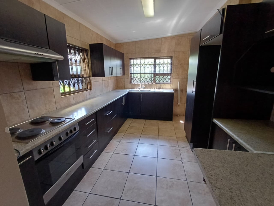6 Bedroom Property for Sale in Krugersdorp West Gauteng