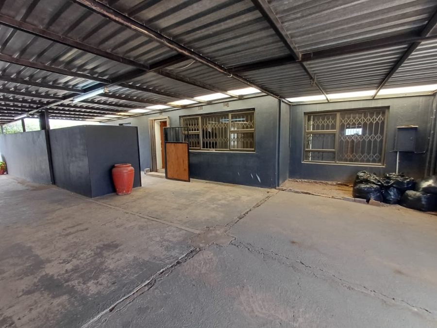 6 Bedroom Property for Sale in Krugersdorp West Gauteng