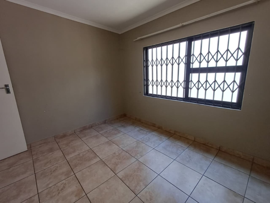 6 Bedroom Property for Sale in Krugersdorp West Gauteng