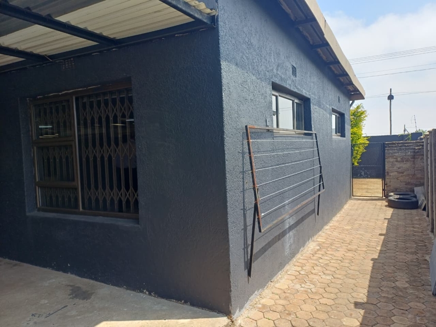 6 Bedroom Property for Sale in Krugersdorp West Gauteng