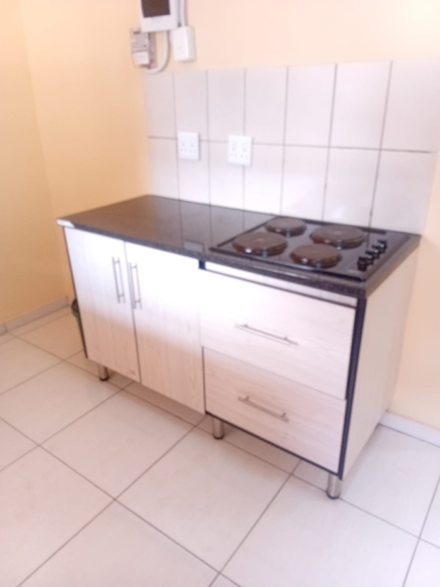 6 Bedroom Property for Sale in Mohlakeng Gauteng