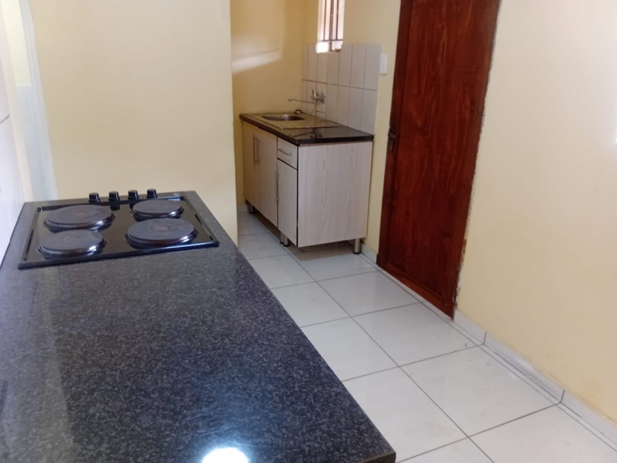 6 Bedroom Property for Sale in Mohlakeng Gauteng